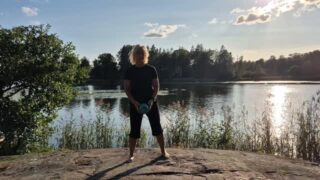 Nu är det klart! 😀
Nästa termin kommer jag leda lunch-klasser i Qi-gong hos Huddinges hjärta i Centrumkyrkan (Huddinge centrum)
Att landa mentalt och stilla tankarna behöver vi nog alla i dagens brus med alla intryck 🙏
Jag startar terminen den 5 september klockan 12-13 och sen rullar vi på hela vägen fram mot jul.
Övriga pass, priser, adress och annat smått och gott hittar du på www.huddingeshjarta.com
Vi har även Öppet hus hela dagen den 31 augusti, schema kommer här inom kort. Mig hittar ni klockan 17:00-17:50.
Varmt välkommen till en stilla stund innan helgen tar sin början!
🙏Marie
#huddingeshjärta 
#stillastund
#mentalnedvarvning
#qigong