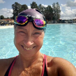 Axeln funkar helt plötsligt att simma med igen! 🏊💦
Yeah, det är nu det händer 🙏
🏊 Marie